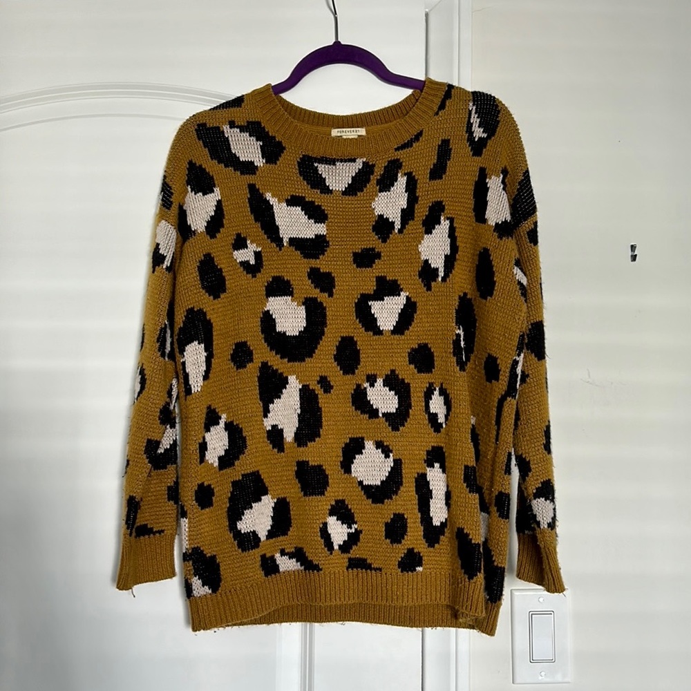 Forever 21 Sweater Leopard Print Oversized Sz S